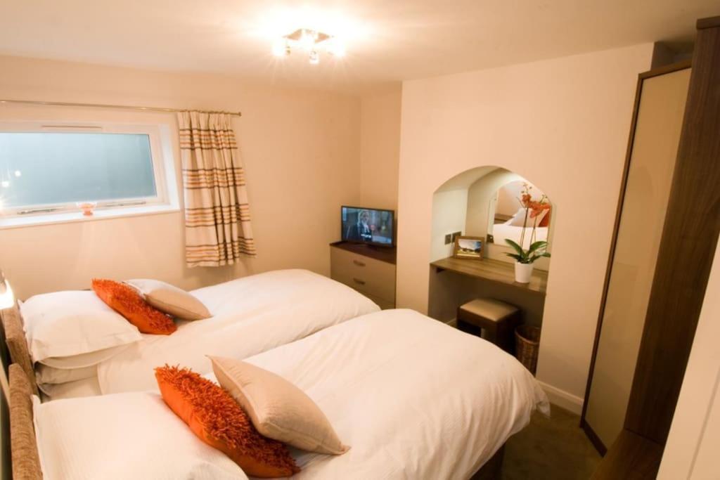 Gillygate Central Apartment Йорк Екстериор снимка